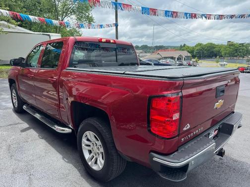 Red 2018 Chevrolet Silverado 1500 1LT