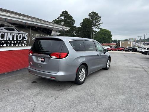 Billet Silver Metallic Clearcoat 2021 Chrysler Voyager LX