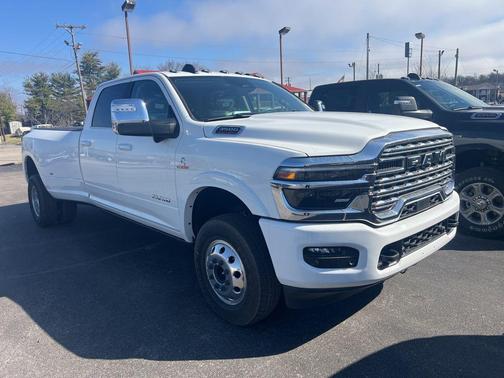 2026 RAM 3500 Limited