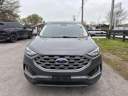 2021 Ford Edge Titanium
