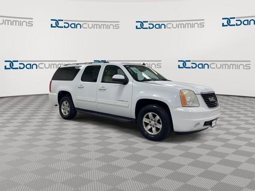 2011 GMC Yukon XL SLE