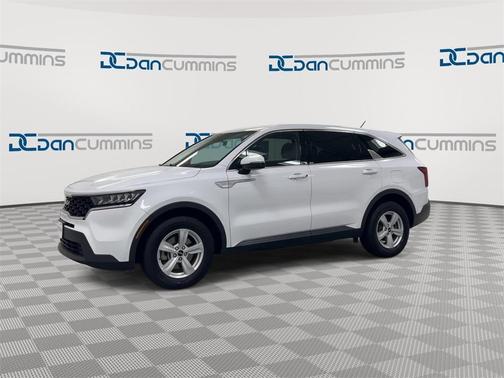 2023 Kia Sorento LX