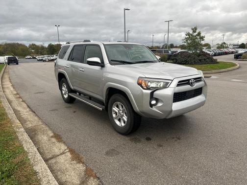 2024 Toyota 4Runner SR5