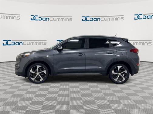 2016 Hyundai TUCSON Sport