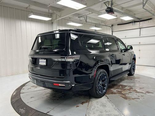 Gloss Black 2026 Jeep Grand Wagoneer L Base
