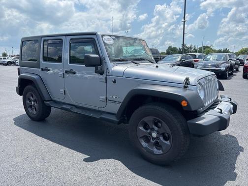 2016 Jeep Wrangler Unlimited Sahara