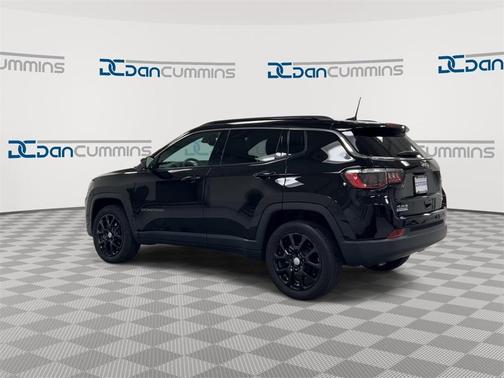 2023 Jeep Compass Latitude Lux