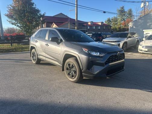 2022 Toyota RAV4 LE