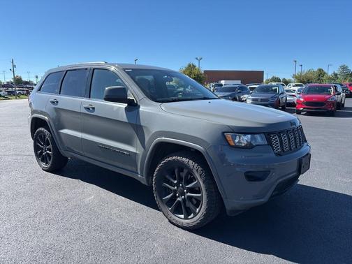 2021 Jeep Grand Cherokee Laredo X