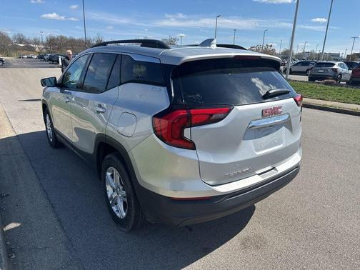 Quicksilver Metallic 2019 GMC Terrain SLE