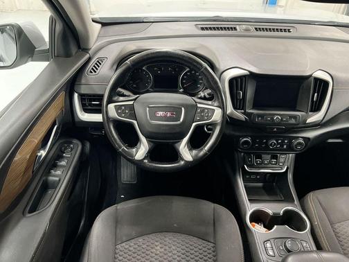 Quicksilver Metallic 2019 GMC Terrain SLE