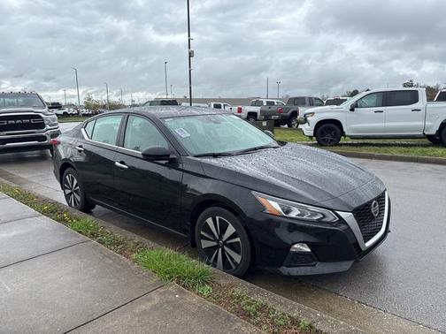 2021 Nissan Altima 2.5 SV