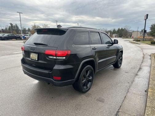 2020 Jeep Grand Cherokee Laredo E