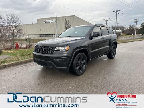 2020 Jeep Grand Cherokee Laredo E
