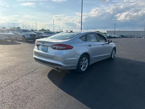 2018 Ford Fusion SE