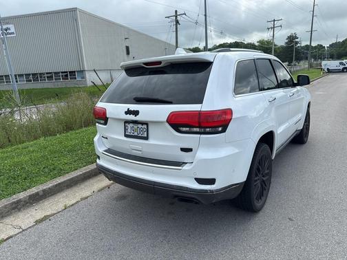 2018 Jeep Grand Cherokee Summit