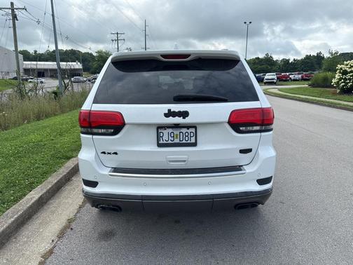 2018 Jeep Grand Cherokee Summit