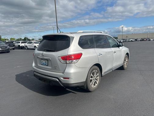 2013 Nissan Pathfinder SL