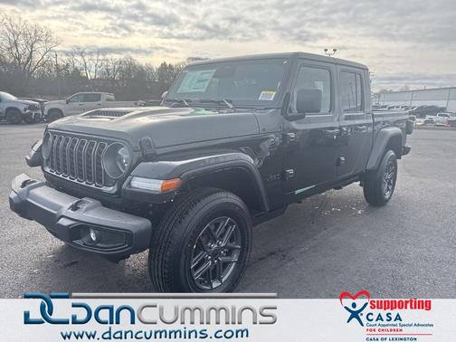 2026 Jeep Gladiator Sport