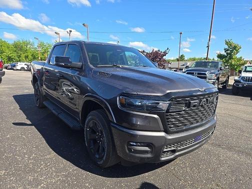Granite Crystal Clearcoat Metallic 2026 RAM 1500 Big Horn/Lone Star