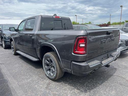 Granite Crystal Clearcoat Metallic 2026 RAM 1500 Big Horn/Lone Star