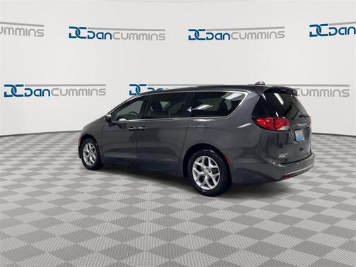 2018 Chrysler Pacifica Touring Plus