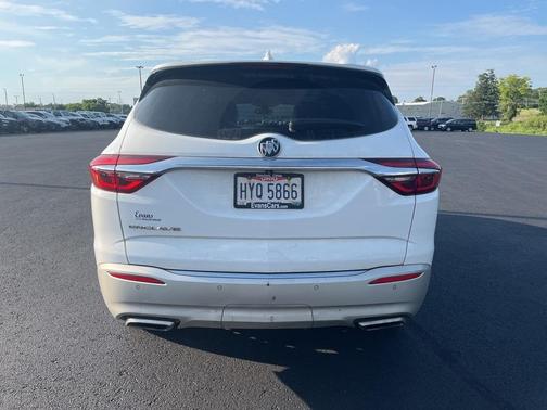 2020 Buick Enclave Essence