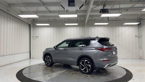 2022 Mitsubishi Outlander SEL