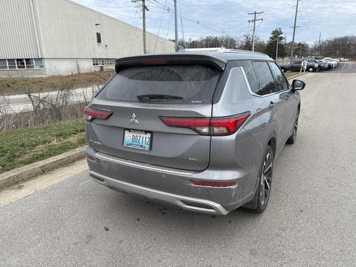 2022 Mitsubishi Outlander SEL