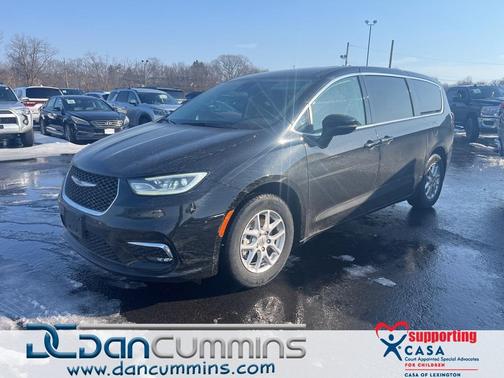2024 Chrysler Pacifica Touring-L