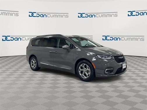 2022 Chrysler Pacifica Limited