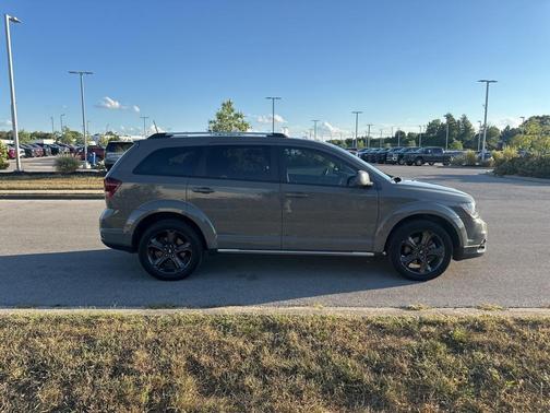 2019 Dodge Journey Crossroad