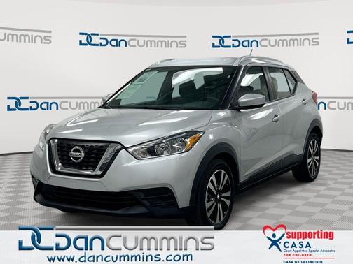 Brilliant Silver Metallic 2019 Nissan Kicks SV