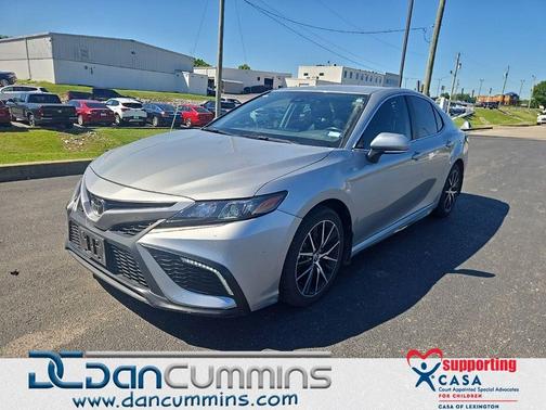 Celestial Silver Metallic 2024 Toyota Camry SE