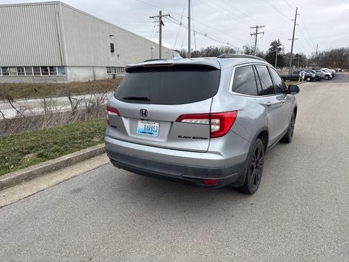 2021 Honda Pilot Special Edition