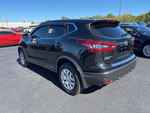 2020 Nissan Rogue Sport S