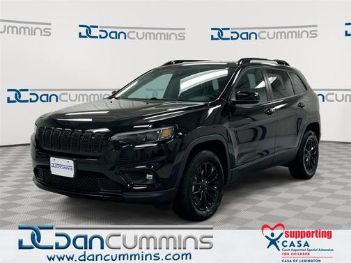 2023 Jeep Cherokee Altitude Lux