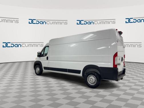 Bright White Clearcoat 2026 RAM ProMaster 2500 High Roof