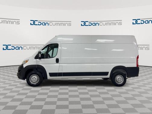 Bright White Clearcoat 2026 RAM ProMaster 2500 High Roof