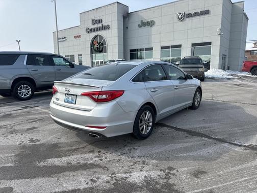 2015 Hyundai SONATA SE
