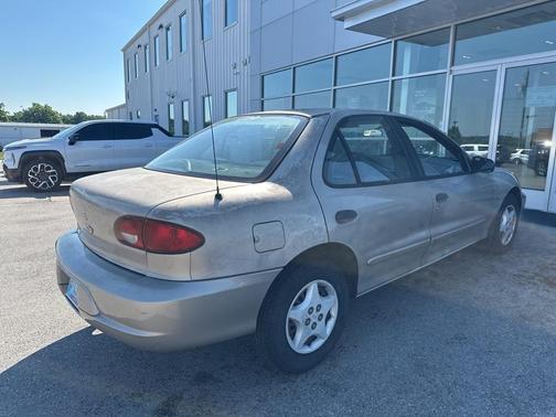 2002 Chevrolet Cavalier Base