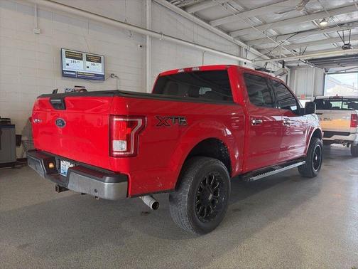 Race Red 2017 Ford F-150 XLT