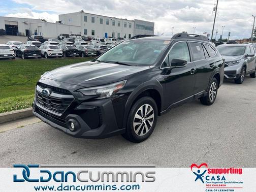 Crystal Black Silica 2023 Subaru Outback Premium
