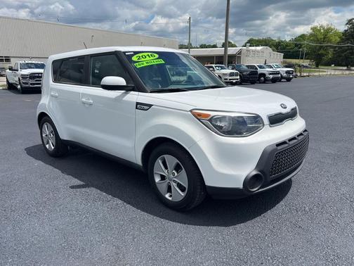 2016 Kia Soul Base