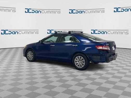 Blue Ribbon Metallic 2011 Toyota Camry LE