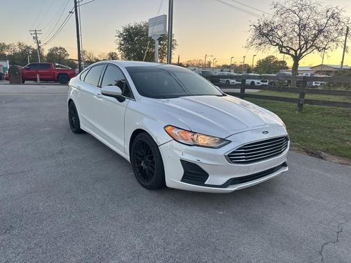 2019 Ford Fusion SE