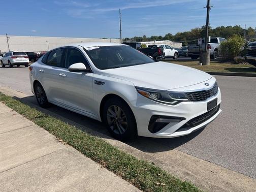 2020 Kia Optima LX