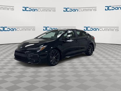 2025 Toyota Corolla Hybrid SE