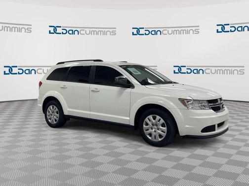 Vice White 2018 Dodge Journey SE
