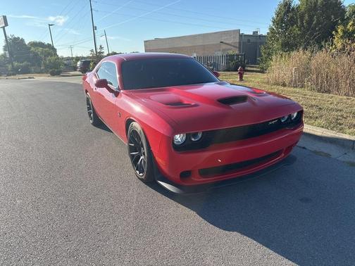2015 Dodge Challenger SRT Hellcat